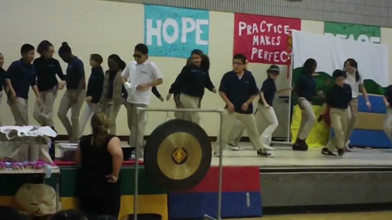 Six Graders Of Sunset Ridge School In East Hartford Connecticut Six Graders Of Sunset Ridge School In East Hartford Connecticut