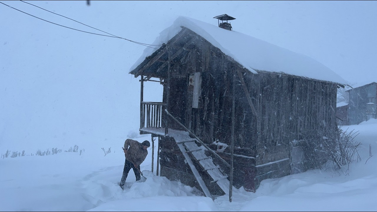 Как укрыться в деревянном доме во время сильной снежной бури — Дом без подключения к электросети