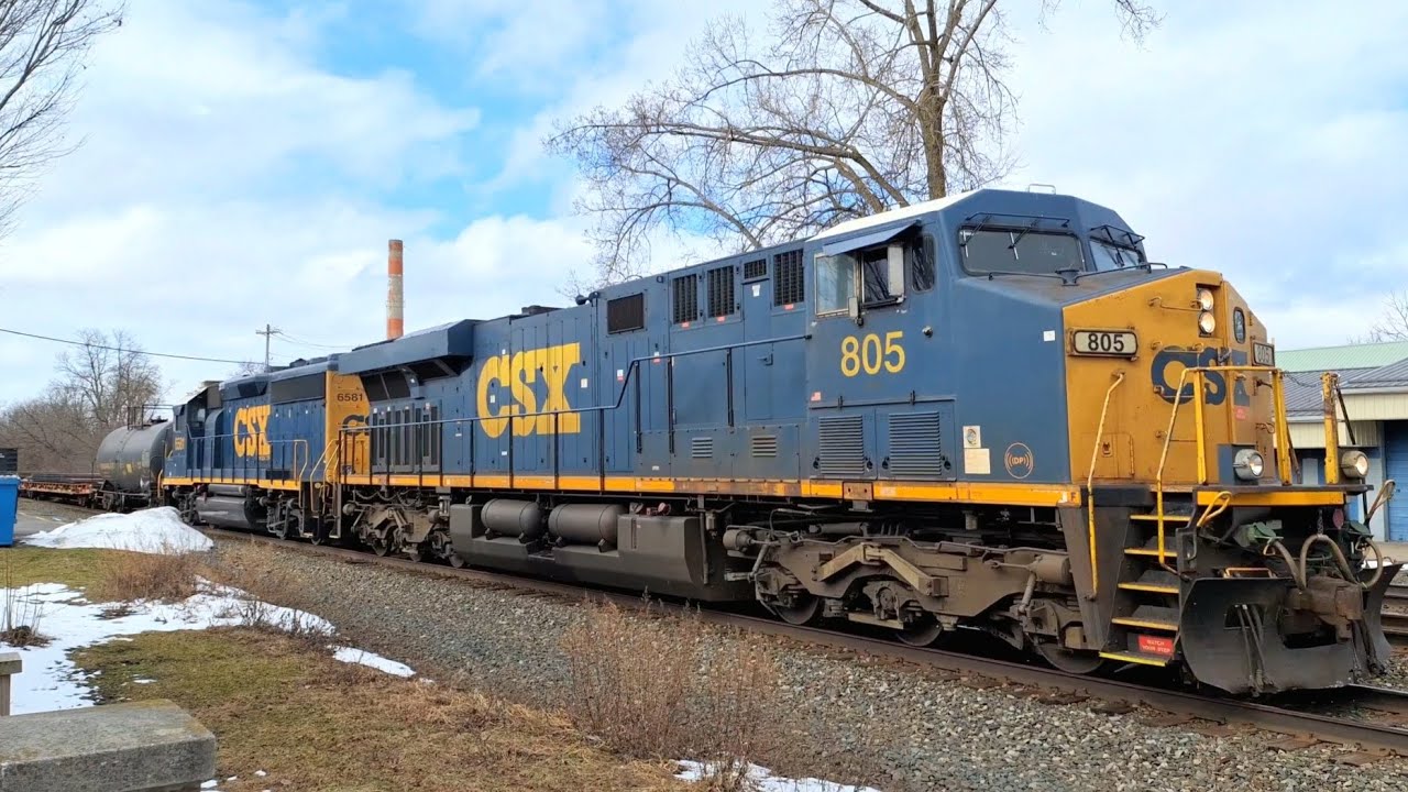 CSX RR ROCHESTER SUB @ MP 361 AMTRAK OVERTAKES SLOWING EB W/ CSX GP40-3 REBUILD!!!!