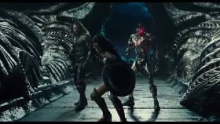 Justice League – Official Trailer 1