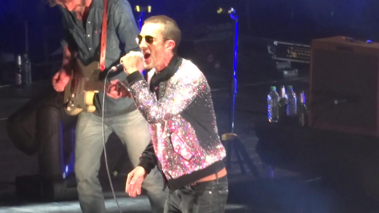 Richard Ashcroft Bitter Sweet Symphony (22/04/17 Leeds) YouTube