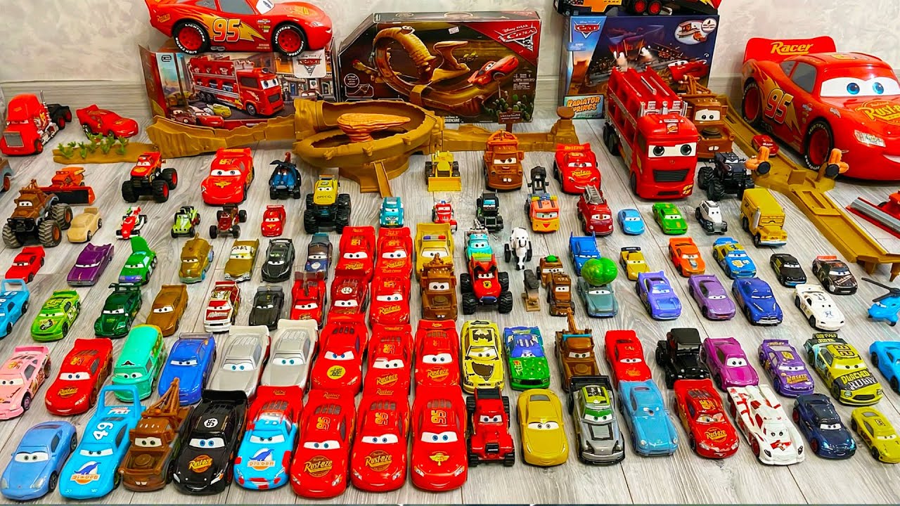 Экскурсия по Радиатор-Спрингс с Молнией Маккуином: мои личные фавориты