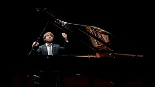 Daniil Trifonov ~ Mozart Piano Concerto no. 9, K. 271 ~ 2017 live