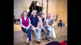Mozart Trio K. 498 Kegelstatt           Trio Karni