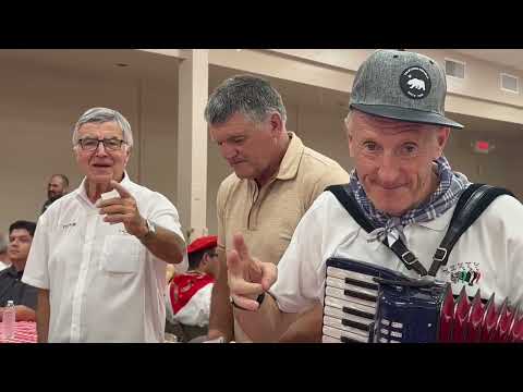 Two classic Basque songs: Hegoak and Etxahun Iruri - Chino Basque Festival Chino, Calif. 2024