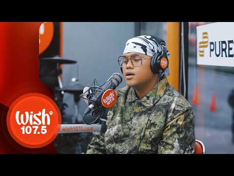 Robledo Timido Performs "sa Isipan Lagi" Live On Wish 107.5 Bus