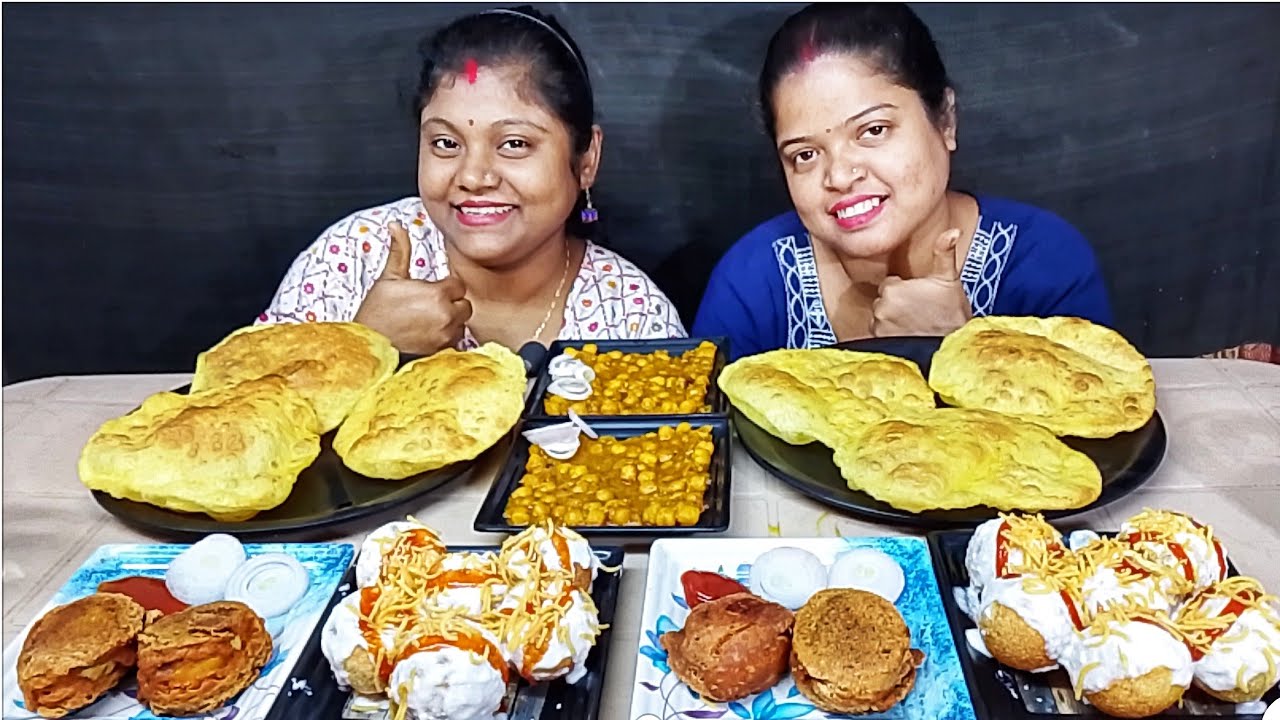 CHOLE BHATURE DAHI FUCHKA EGG PAKORA EATING CHALLENGE // food family & more 