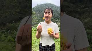 You should use a skewer to eat the candy so your hands don't get sticky #bushcraft #shorts #survival