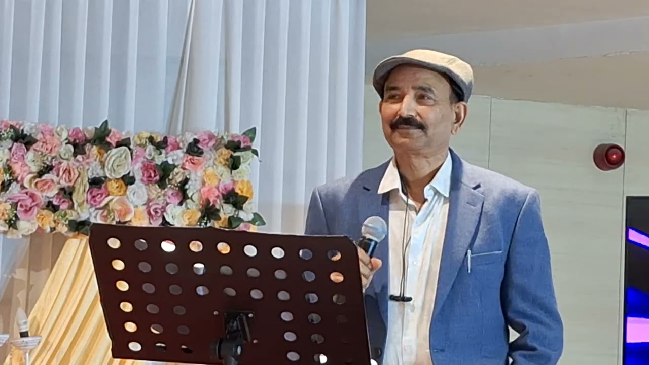 Bade Bewafa Hai Yeh Husnwale | Dr. Rajkumar 