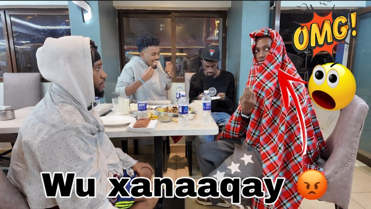 CUMEER OO KA XANAQAY IYO ZAKI IYO DIINI DIIDEN IN EY HEE 😡😳
