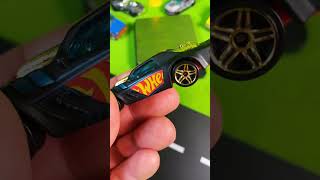 Cool Cars: Hot Wheels Night Shifter