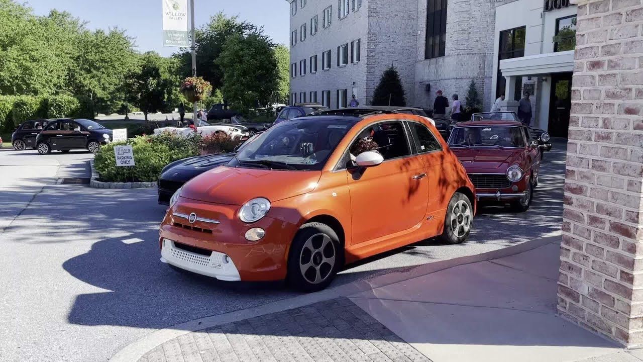 Fiats + fall roads + a covered bridge = A perfect Fiat FreakOut 2021 drive moment
