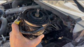 QUICK VIDEO - 5.9 Cummins 1997 dodge ram fuel filter and oil change 