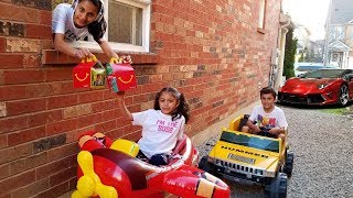 Restaurant Drive Thru play & Ride On Car for Kids