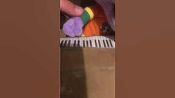 Chuck E. Cheese Showtape