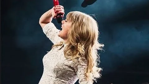 Taylor Swift live - Holy Ground # RED Tour (Fan made)