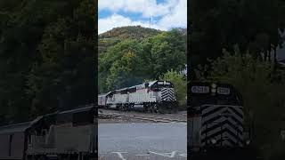 Reading Northern SD50-2s Double Vision Fall Foliage Excursion
