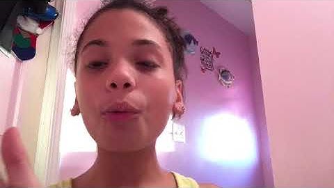 ASMR tapping on random items part 2 (gum chewing 🍬)