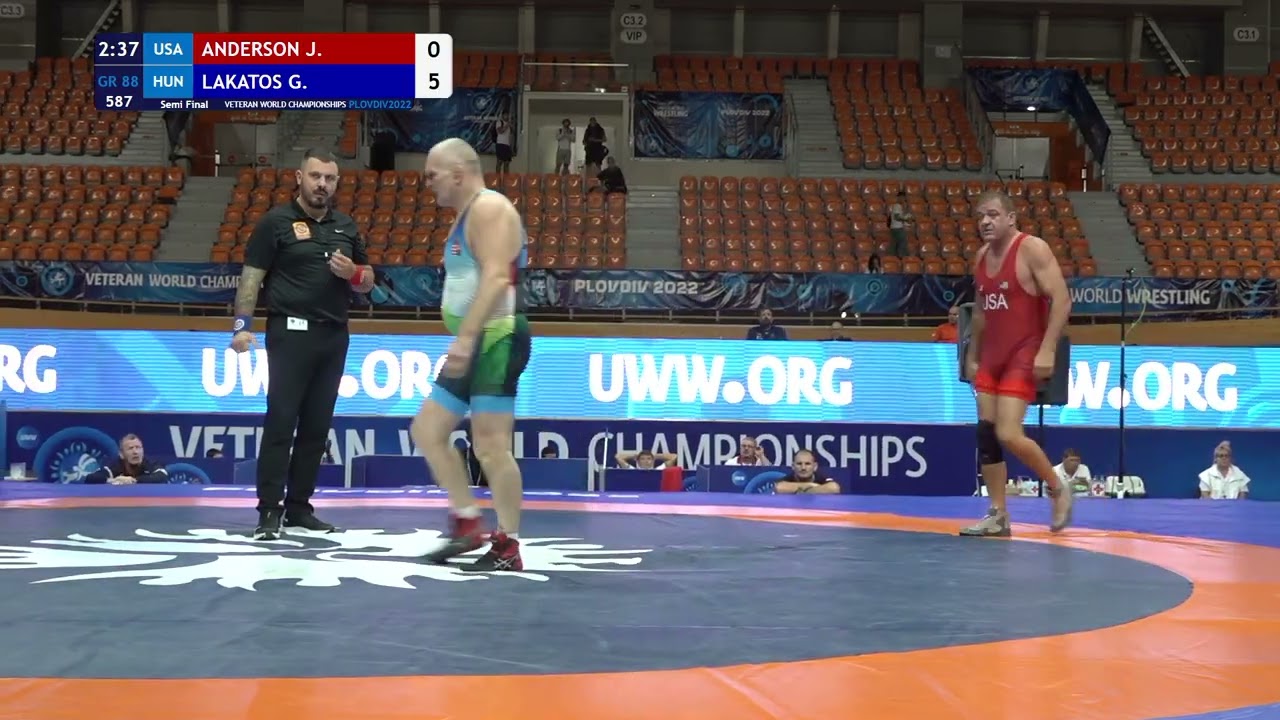 1/2 GR - 88 kg: J. E ANDERSON (USA) v. G. LAKATOS (HUN)