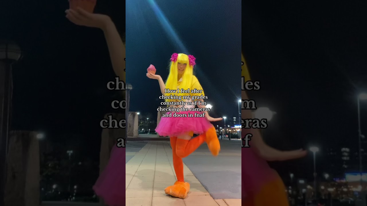 My life is like a video game! And the second I look away i get jump scared #fnafcosplay #chica