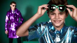 Burberry Springsummer 2013 Campaign Starring Romeo Beckham.....flv