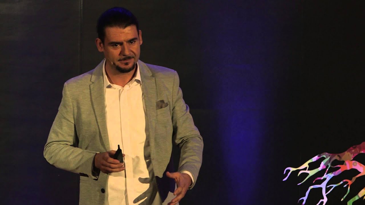 Cómo convertirse en Hacker | José Enrique Alvarez | TEDxCancún