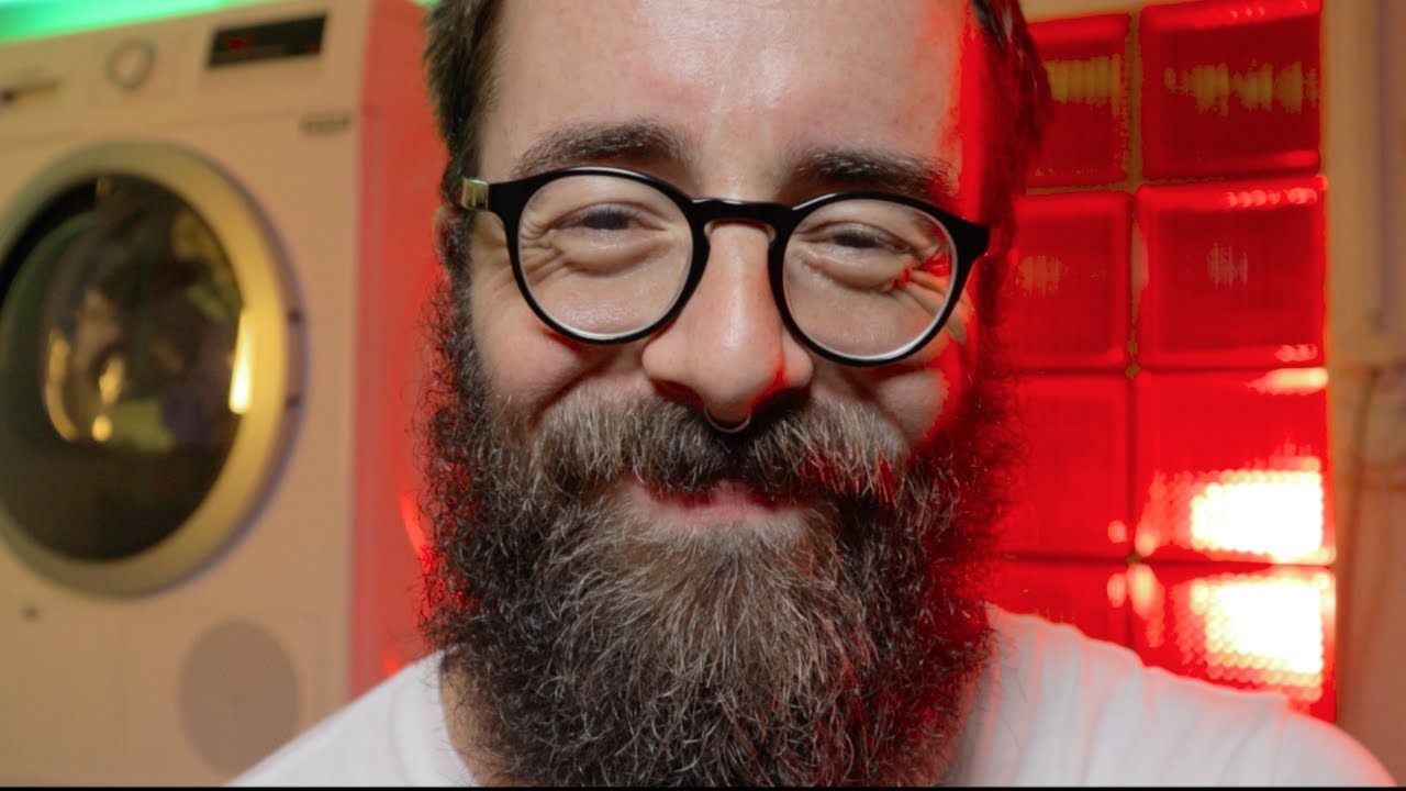 un tizio che fa cinema in lavanderia - (channel trailer) - YouTube