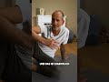 Mach das mit einem künstlichen Gelenk!