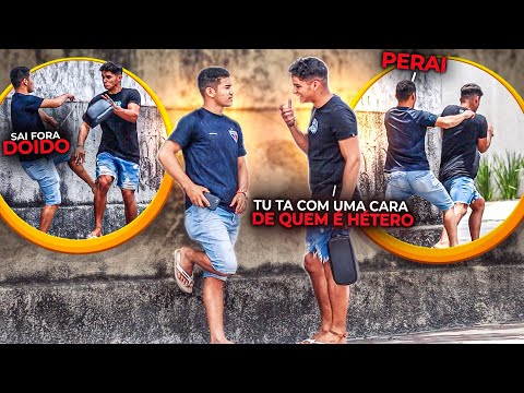CHAMANDO ESTRANHOS DE HÉTERO