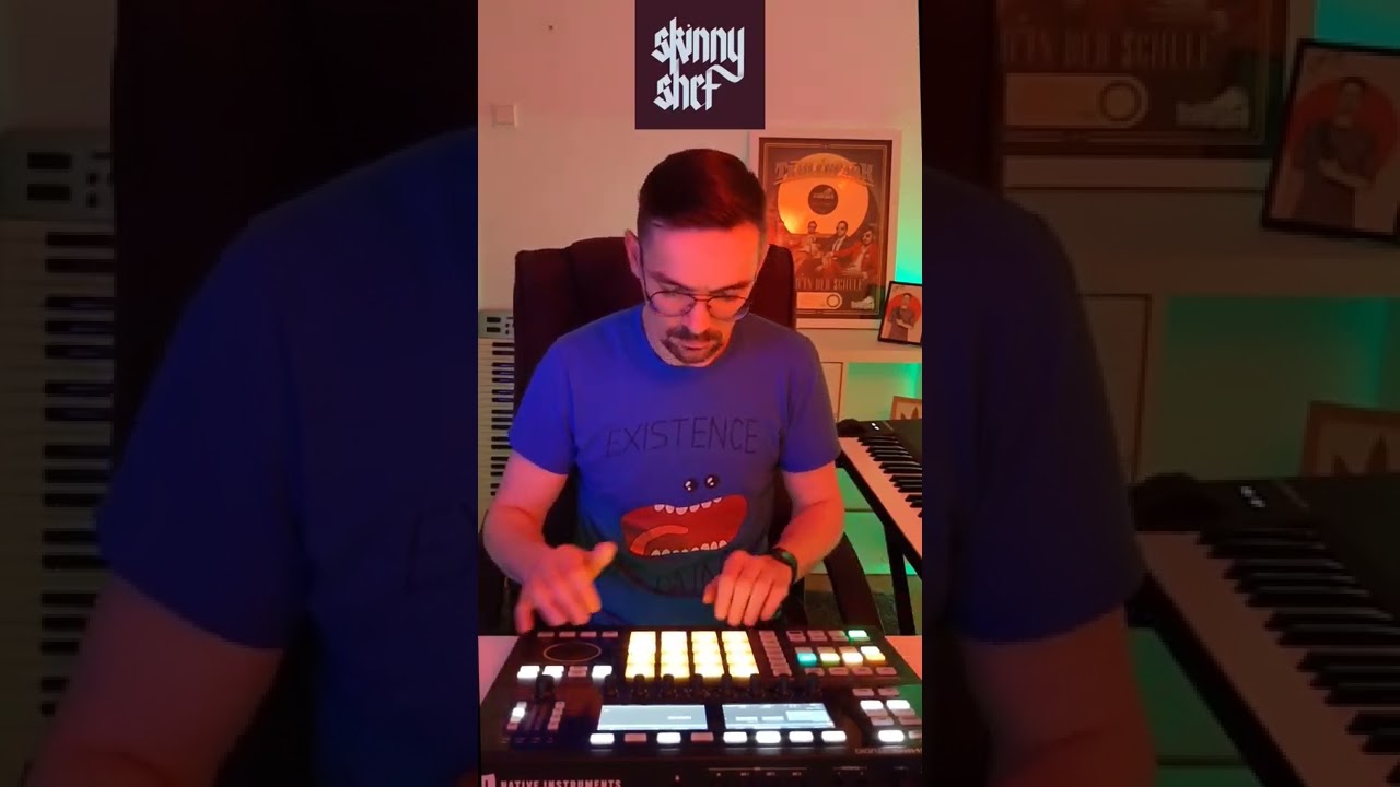 Chopped a sample from tracklib and made a beat on my Native Instruments Maschine Studio 