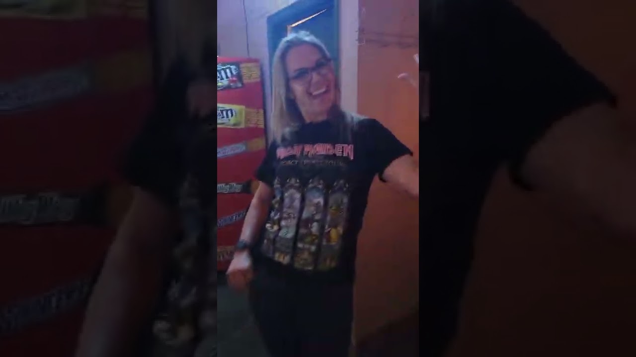 The Pinballers check out Pocketeers large Pinball and Arcade collection!