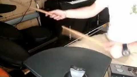 #3 Multi-instrumental jamming with Loop Machine (Boss Loopstation RC-20XL)