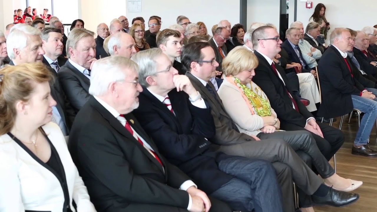 Willi Lippens: Eine Ente wird 70