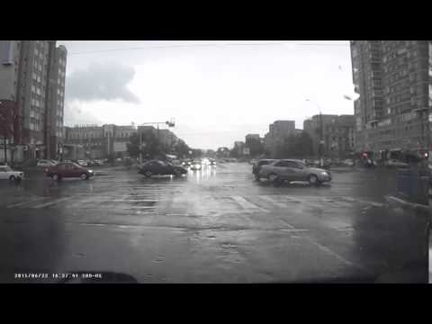 Авария саранск мерседес