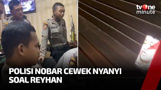 Para Polisi Melongo Nobar Wanita Nyanyi 'Sulit Lupakan Reyhan' | tvOne Minute