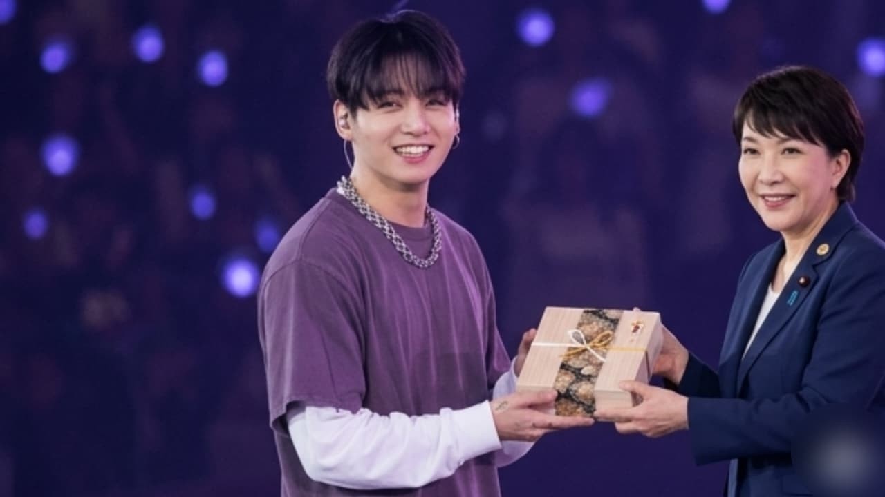 Surprise! Today Jungkook was greeted by the Prime Minister of
