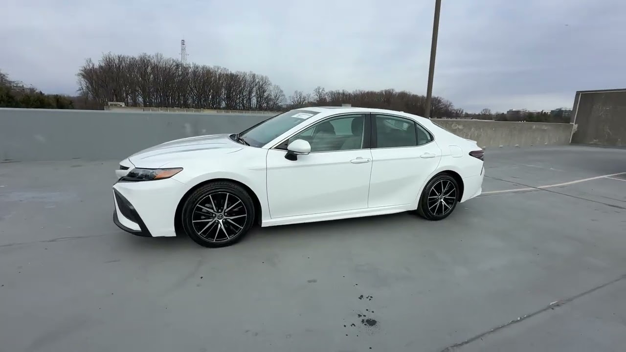 2022 Toyota Camry Hybrid SE Bethesda, Rockville, Germantown, Tysons Corner, Frederick