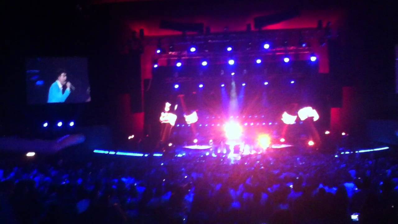 Joe Jonas Ft. Dulce María See No More México 2011