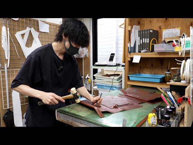 Desk Tour] We'll show you the workbench where our leather bag