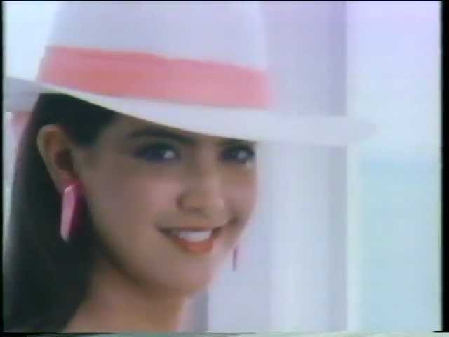 レ*ー様 フィービーケイツのアサヒドラフトビールの宣伝ポスター アサヒビール CM フィービー・ケイツ 1984 - YouTube