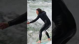 Surfing experience #Munich #adventure in #München #surfing #munichblogger #lovesurfing