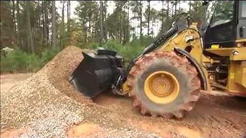 Operating Tips & Techniques for Small Wheel Loaders