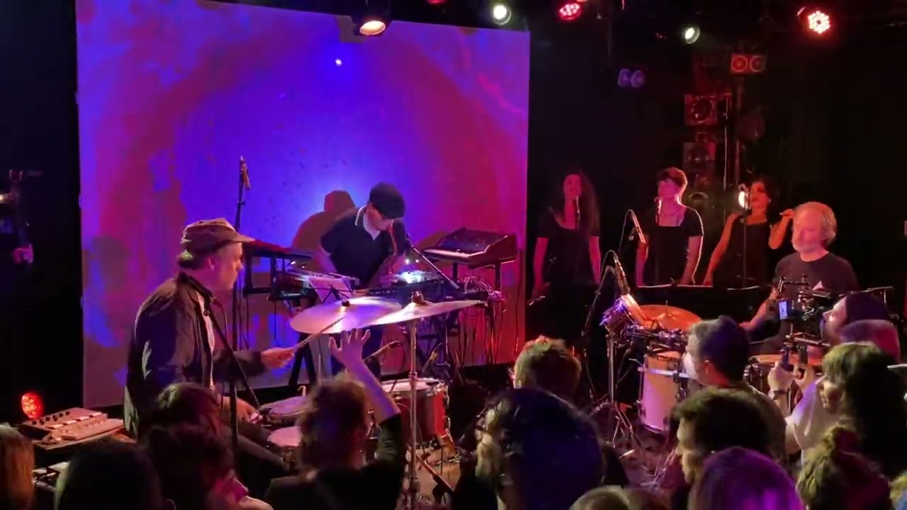 Zombie Zombie - Rocket Number 9 (fin) - Live at La Maroquinerie, Paris 2022