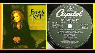 Bonnie Raitt - Love Sneakin&#39; Up On You