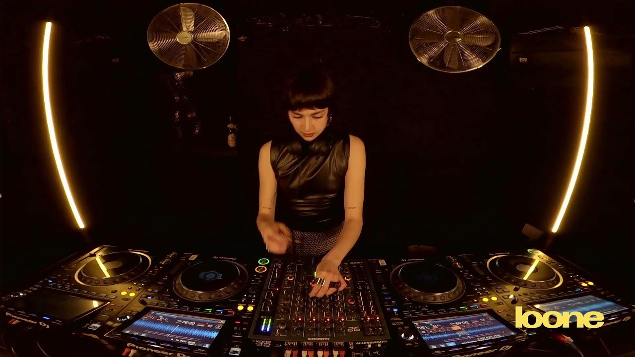 LOONE LIVE x TWO DOTS INVITES w/ NOCTURNE