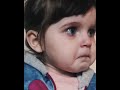 شاهد فتاة صغيرة تبكي الأن أمها