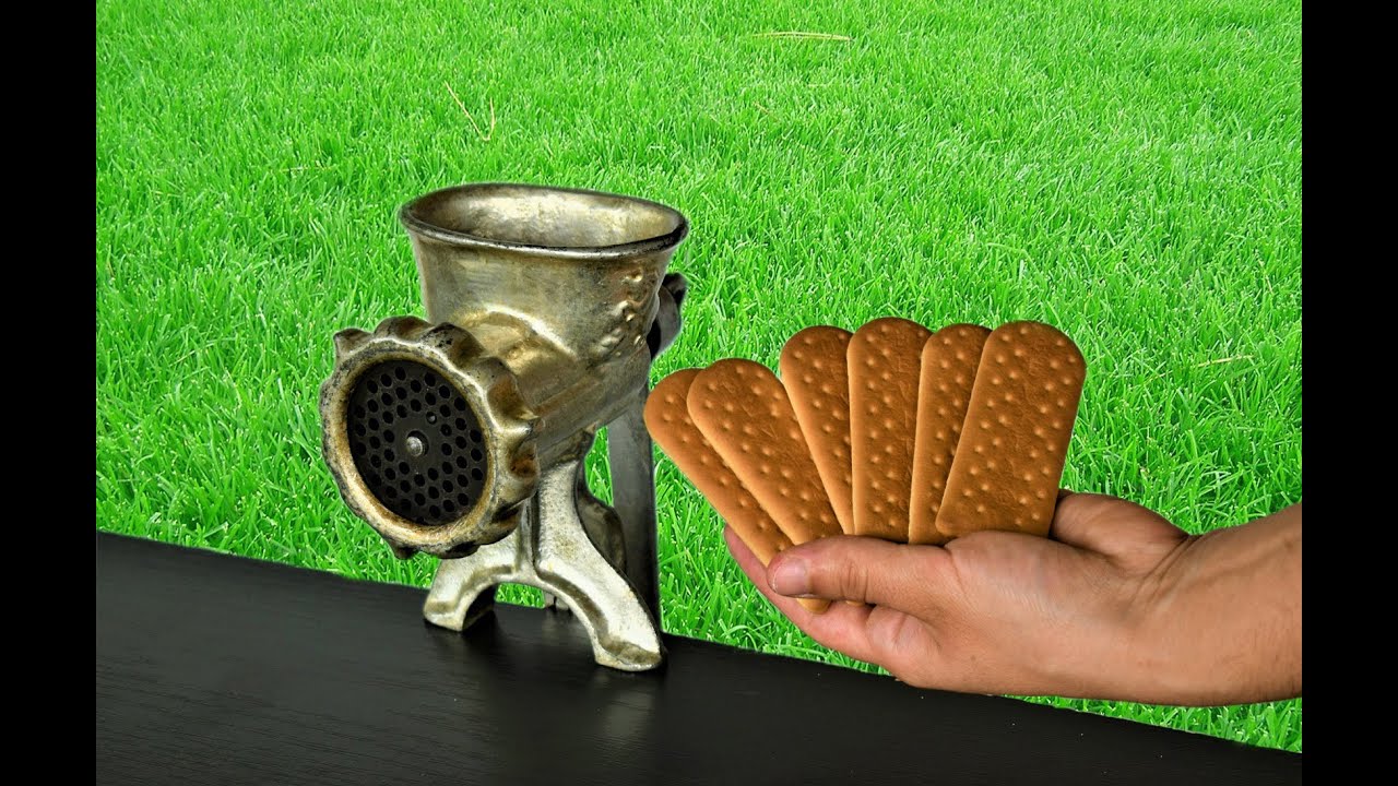 EXPERIMENT PLAZMA BISCUITS VS MEAT GRINDER
