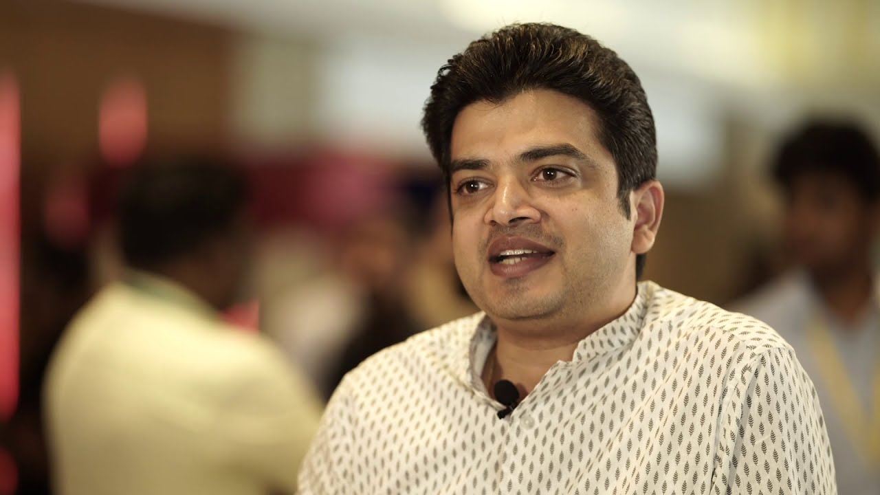 Zoho Creator— the low-code platform that's easy to implement and adapt for businesses.