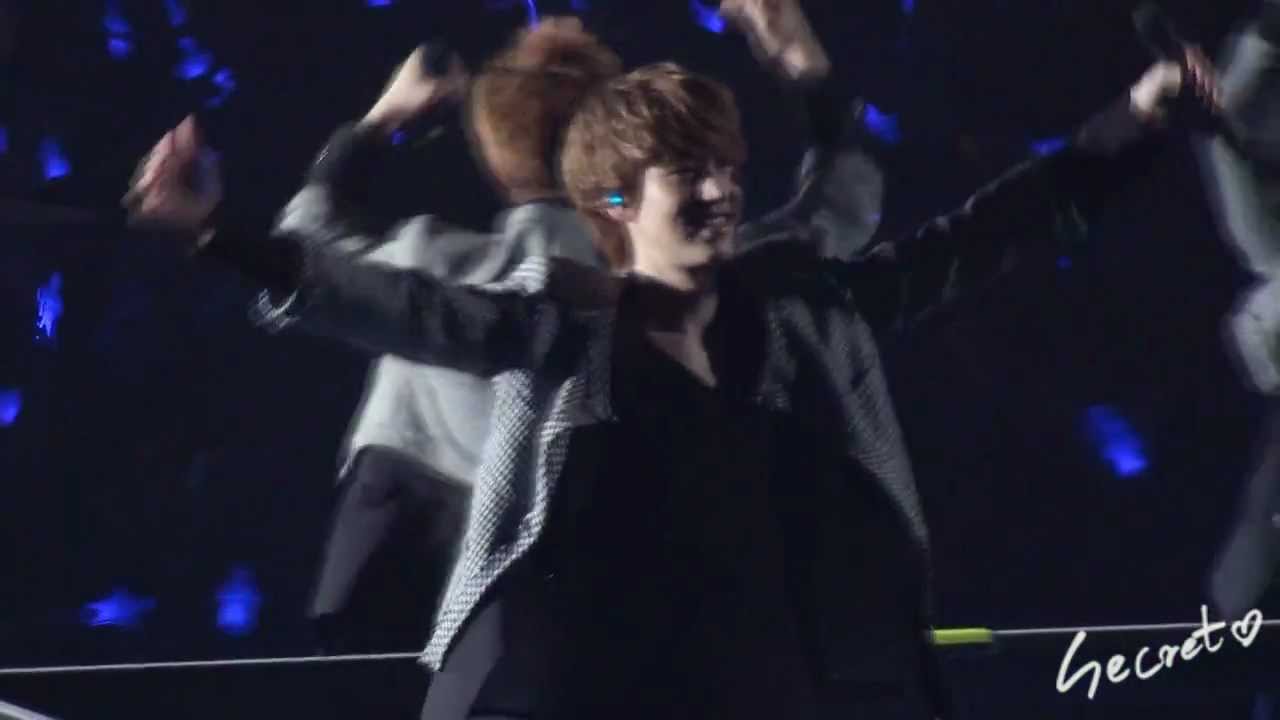 111210-111211 SUPER SHOW 4 in Osaka - 반짝반짝 규현이♥ (KYUHYUN)