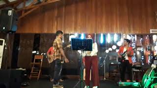Aku dan Dirimu (Cover By D'Sky Acoustic Band ft Rini)
